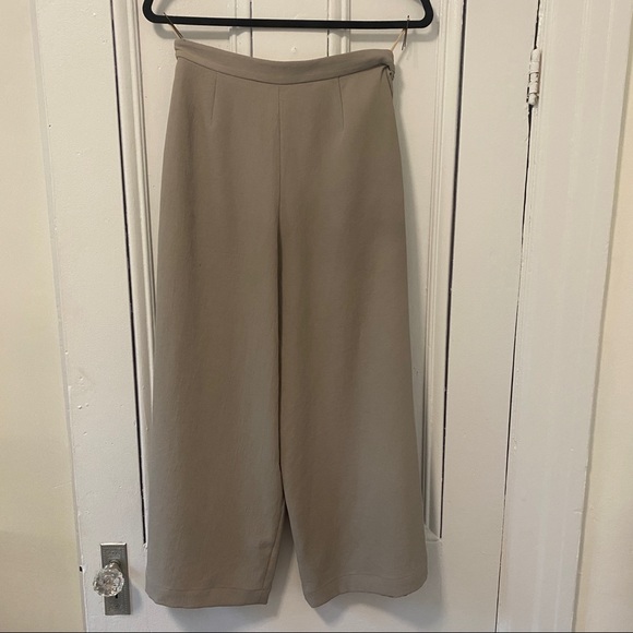 Wilfed (Aritzia) Grey Culottes- Size 6 - Picture 3 of 4